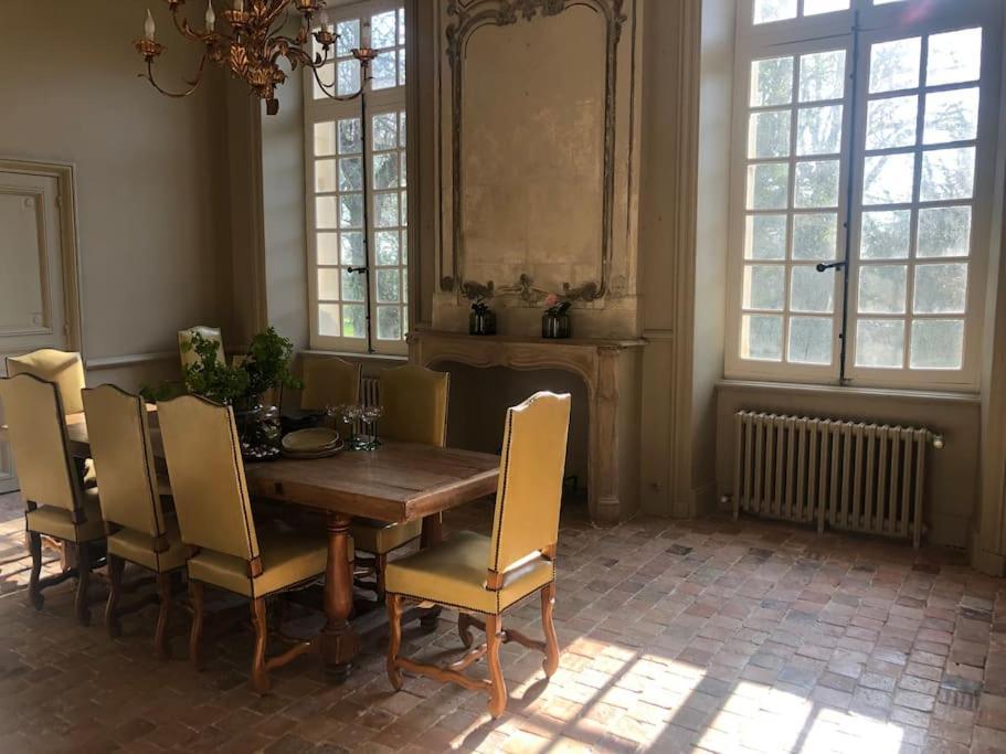 Charming 18Th Century Chateau, Near Bayeux In Calvados, Normandie Livry  ภายนอก รูปภาพ