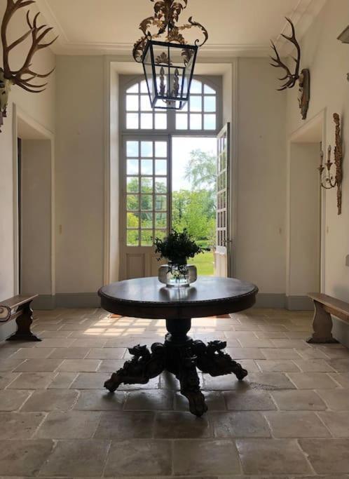Charming 18Th Century Chateau, Near Bayeux In Calvados, Normandie Livry  ภายนอก รูปภาพ